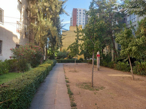 Ñuñoa Vendo Departamento 4d 2b 1e 1b Met Monseñor Eyzaguirre