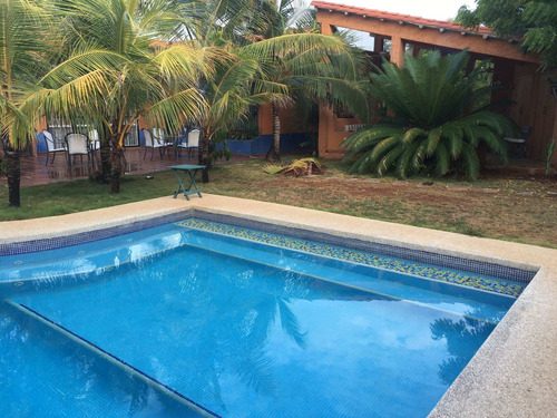 Casa En Venta En Conj. Resid. Puerto Real Playa El Agua Ic-00017
