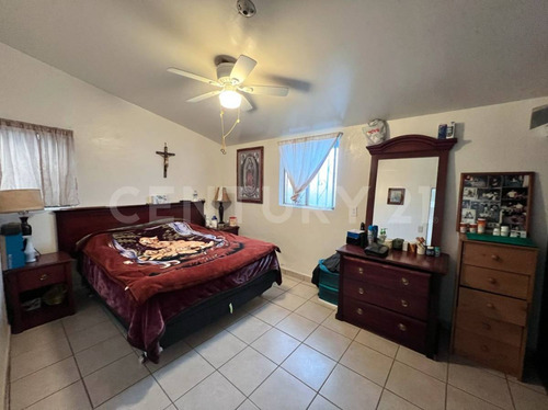 Rcv-1412 Casa En Venta 1 Piso Col. Crosthwhite Rosarito