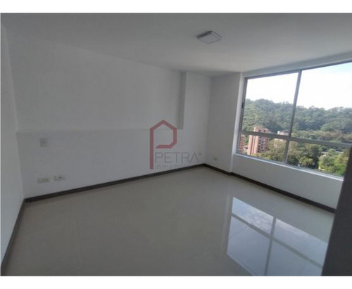 Se Arrienda Apartamento En Pilarica, Medellín