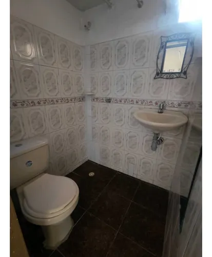 Quiroga: Casa De 3 Pisos + Terraza/ Opción Apartamento Independiente