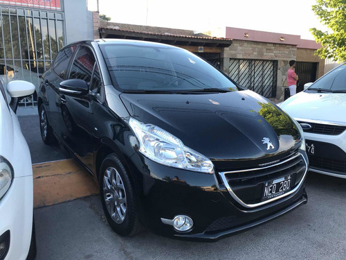 Peugeot 208 1.6 Allure 2013