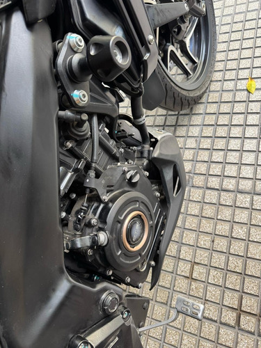 Dominar 400 - Tourer Black - 2024 (linea Nueva)