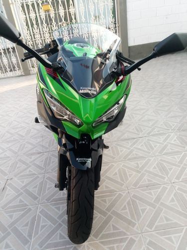 Imagem 8 de 12 de Kawasaki Ninja 400