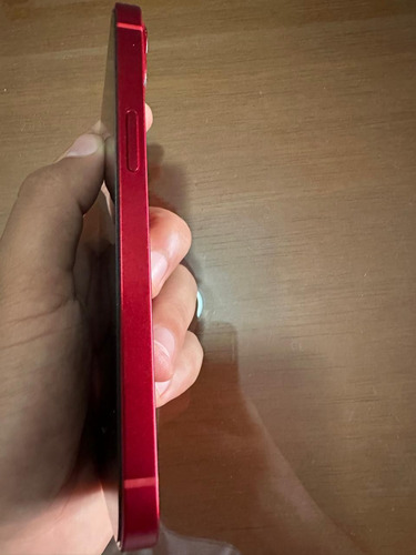 Apple iPhone 13 (128 Gb) - Red (Usado)