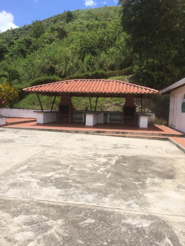 Imagen 11 de 12 de Se Vende Casa En Urb Pie De Monte Mérida
