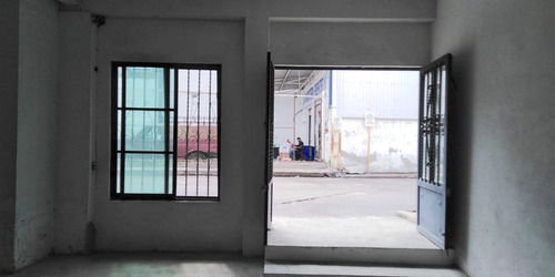 Jojutla Rento Excelente Local Comercial Con Opcion De Casa Habitacion Al Fondo Ubicado En Calle Con Alto Flujo Vehicular A Un Costado De Abarrotera Fuentes Jojutla
