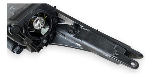 Farol Esquerdo Hyundai Hb20 2016/19 C/ Led (Usado)