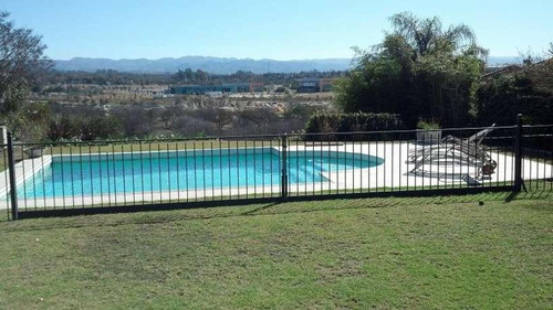 Casa En Venta, Cuatro Dormitorios, Cerro De Las Rosas