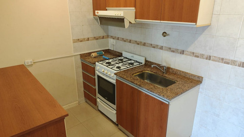 Departamento En Alquiler En Floresta
