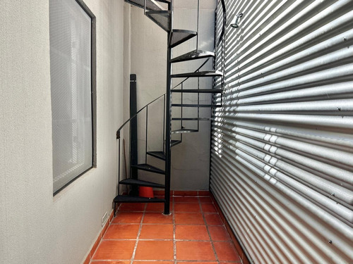 Imagen 18 de 25 de Imperdible Casa Hecha A Nuevo Con Terraza Propia A Cinco Cuadras Del Centro De Martinez.