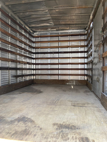 Vw 8-160 Ano 2014 Com Baú De 4,20m
