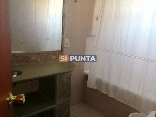 Imagen 7 de 21 de Maravillosa Casa De Dos Plantas En El Tesoro - La Barra