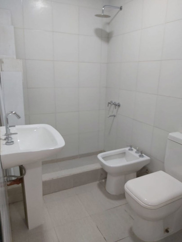 Imagen 9 de 12 de Departamento En Venta En La Tablada