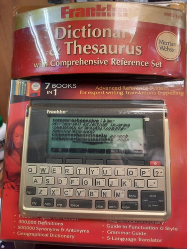 Franklin Dictionary & Thesaurus With Comprehensive Reference