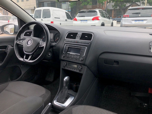 Imagen 15 de 25 de Volkswagen Polo 1.6 Comfortline 4p Gnc Año 2017 - Liv Motors