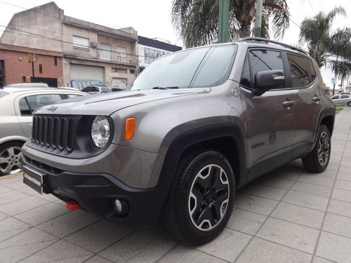 Jeep Renegade 4x4 Trailhawk 2.0 At { Excelente Estado }