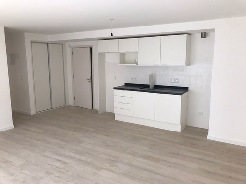 Imagen 4 de 12 de Venta De Hermoso Y Muy Amplio Apartemento De 2 Dormitorios A Estrenar