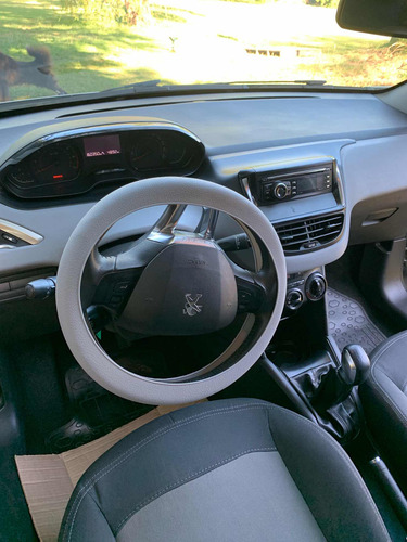 Peugeot 208 1.6 Allure