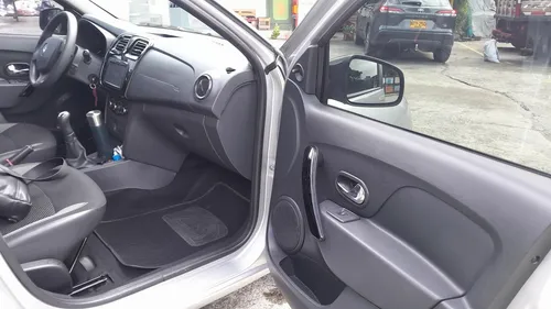 Renault Sandero 1.6 Authentique / Life