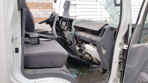 Imagen 6 de 10 de Isuzu 600 2018 (ojo Por Partes)