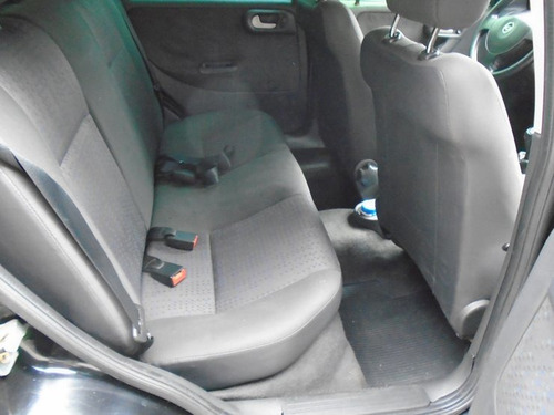 Corsa Hatch 1.4 Flex Maxx 91.000 Km 2012