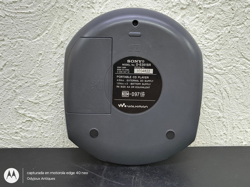 Discman Sony Walkman D-e351sr Portable Cd Player Funcionando Gris (Usado)