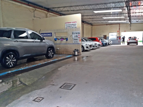 Imagen 3 de 13 de Venta Estacionamiento En Ciudad Vieja - Trabajando A Full !!