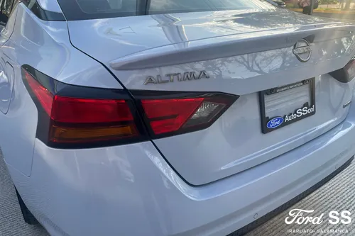 Nissan Altima 4p SR Turbo L4/2.0/T Aut