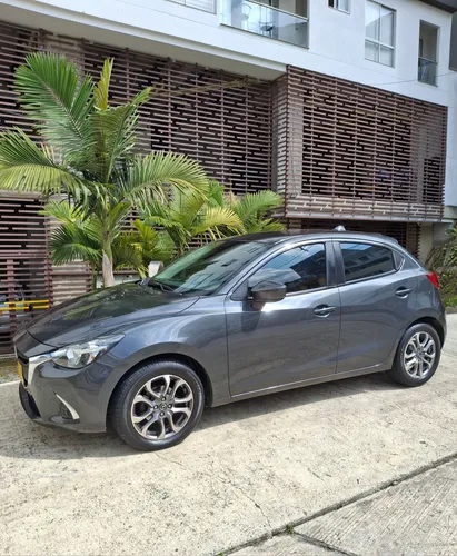 Mazda 2 Touring