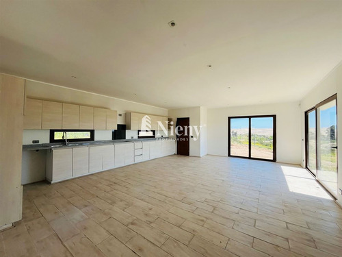 Casa En Arriendo De 3 Dorm. En Quintero