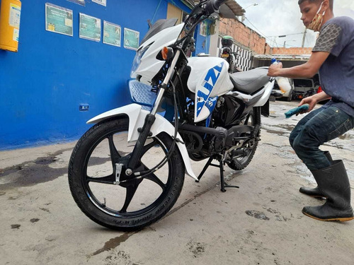 Suzuki 2017