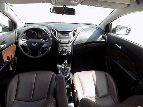 Imagem 8 de 15 de Hb20 1.6 Comfort Plus 16v Flex 4p Automático 34635km