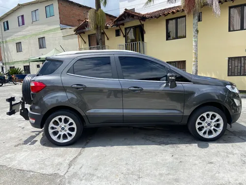 Ford Ecosport Titanium