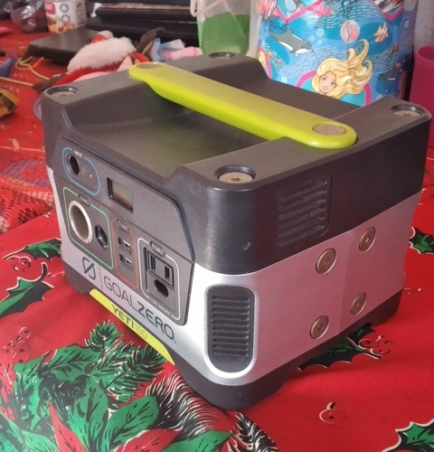 Imagen 2 de 3 de Goal Zero Yeti 150 Generador Portatil