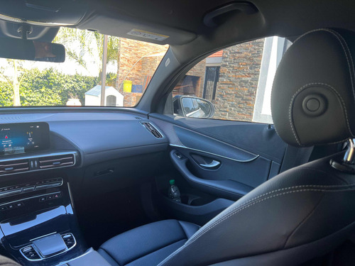 Imagen 20 de 25 de Mercedes-benz Eqc400 4 Matic Igual A 0km!!!posible Permuta