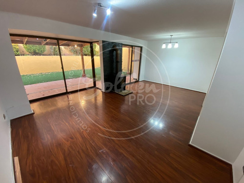 Casa 5 Dormitorios Condominio Jardines De La Viña La Florida