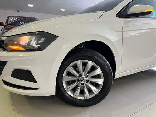 Volkswagen Virtus 1.6 MSI TOTAL FLEX AUTOMÁTICO