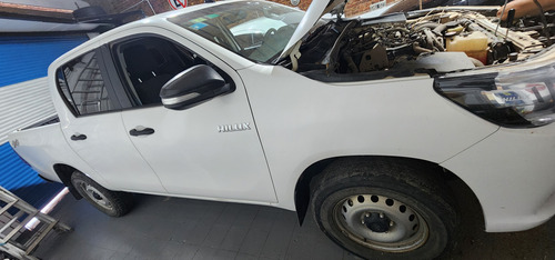 Toyota Hilux Pick-Up 2.4 Cd Dx 150cv 4x4