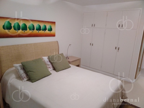 Apartamento En Primera Linea De Playa Brava Totalmente Reciclado - Ref: 54415