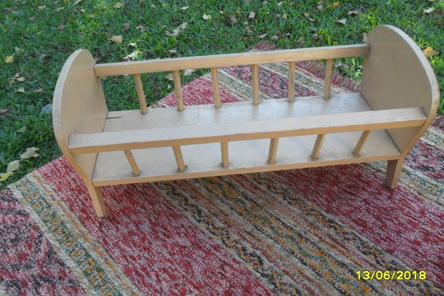 Imagen 2 de 10 de Lote Antiguo Juego Muebles Cama Mesa Sillas Aparador Muñecas