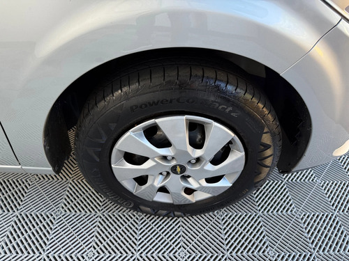Chevrolet Onix 1.0 MPFI LT 8V FLEX 4P MANUAL