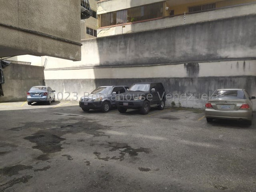Imagen 17 de 17 de Apartamento En Alquiler Los Palos Grandes 23-18141 Lr