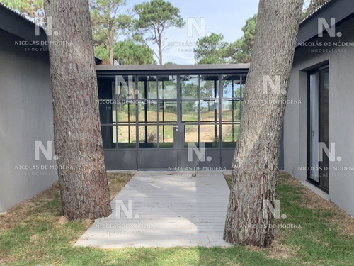 Espectacular Casa En Pinar Del Faro - Jose Ignacio- Ref: 5005