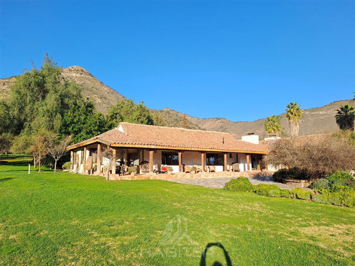 Buin Casona Estilo Chilena Condominio Hasparren