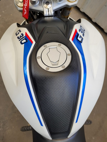 Imagen 8 de 15 de Bmw G310 R
