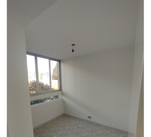 Imagen 7 de 21 de Amplio Apartamento En La Urbina