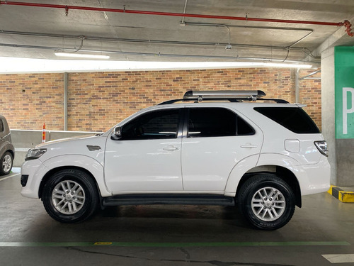 Imagen 6 de 25 de Toyota Fortuner Sr5 2013