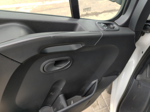 Renault Master 2.3 DCI DIESEL CHASSI-CABINE L2H1 2P MANUAL