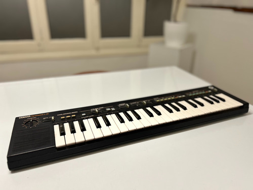 Teclado Yamaha Portasound Ps-400